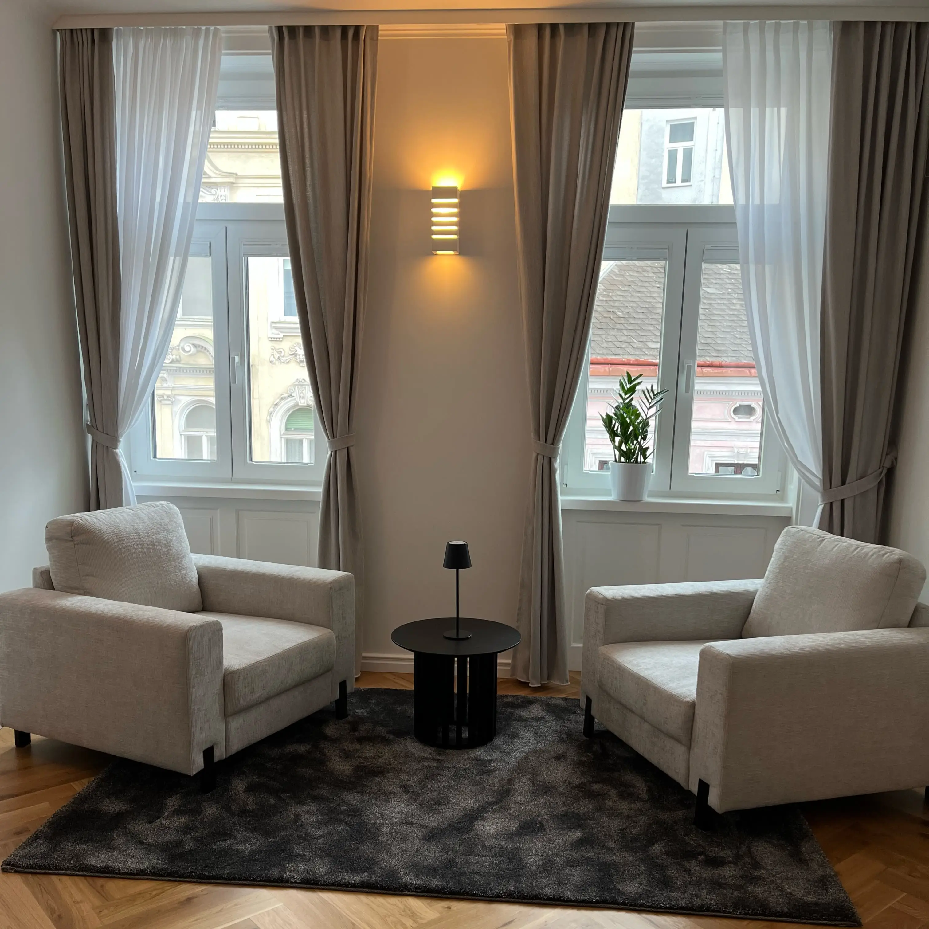 Behandlungsraum der Praxis von Psychotherapeut Paul Tiefenböck in 1050 Wien, Margareten
